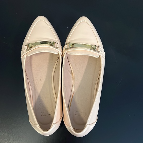 Blush pink ASOS flats - Picture 2 of 3